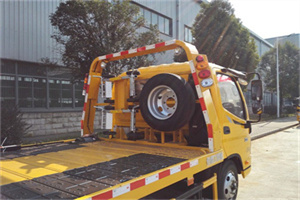 新化附近汽车搭电救援电话