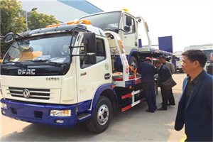 新化汽车道路救援拖车价格